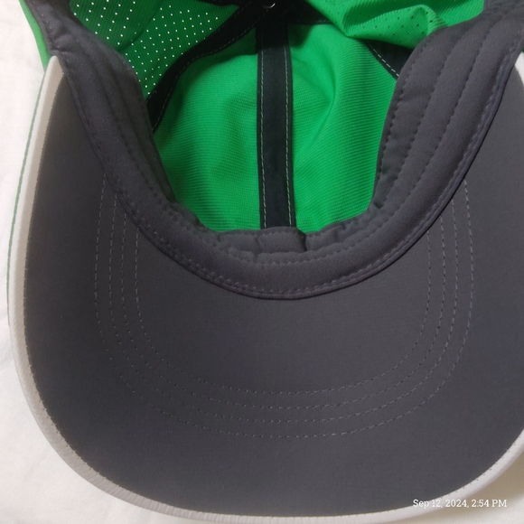 NWT Nike Golf – Dri-FIT Swoosh Perforated  - Picture 7 of 11